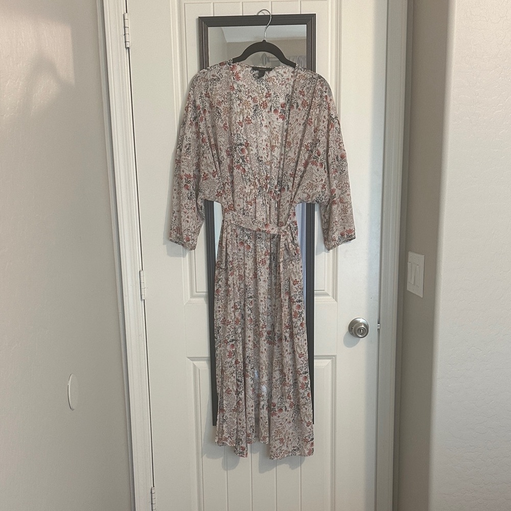 Forever 21 Floral Print Long Sleeve Blouse
